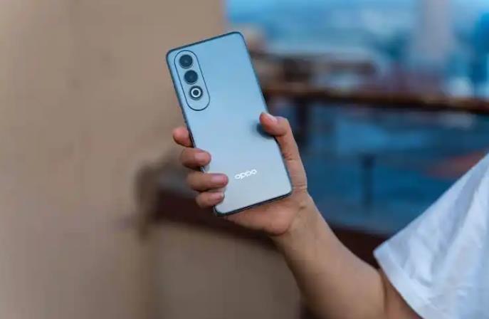 OPPOK13Turbo：冷靜且不凡的實干派！