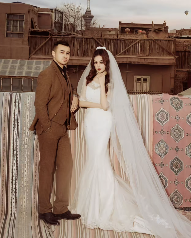 新疆美女Coco去世，年仅26岁，刚结婚2个月，原因曝光太惋惜