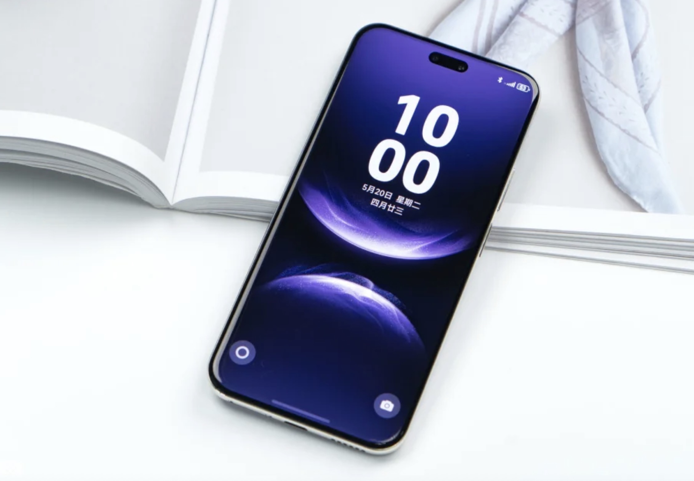 華為沖銷量！麒麟芯片+100倍變焦+雙衛星通信，512GB不到四千元