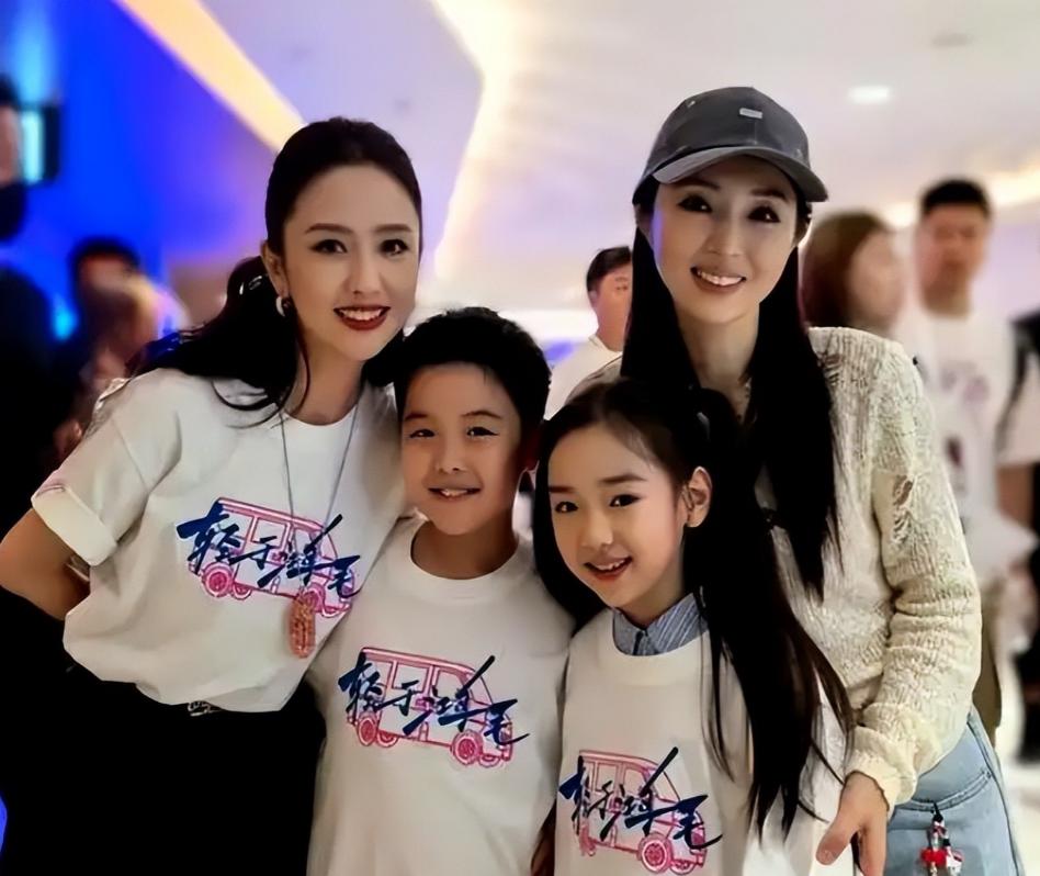 离婚四年，看了如今佟丽娅的“落魄”，才知道当初陈思诚看的多远