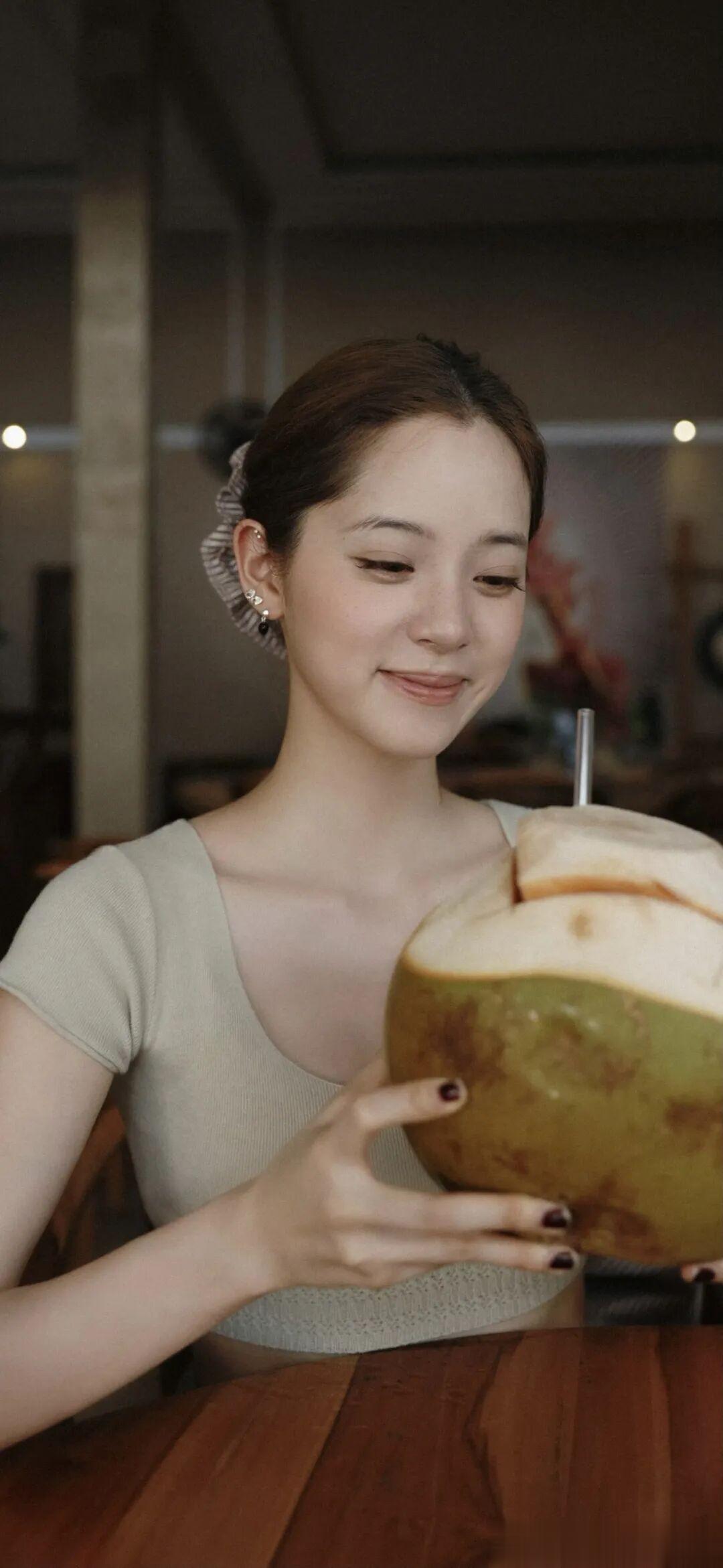 欧阳娜娜壁纸分享