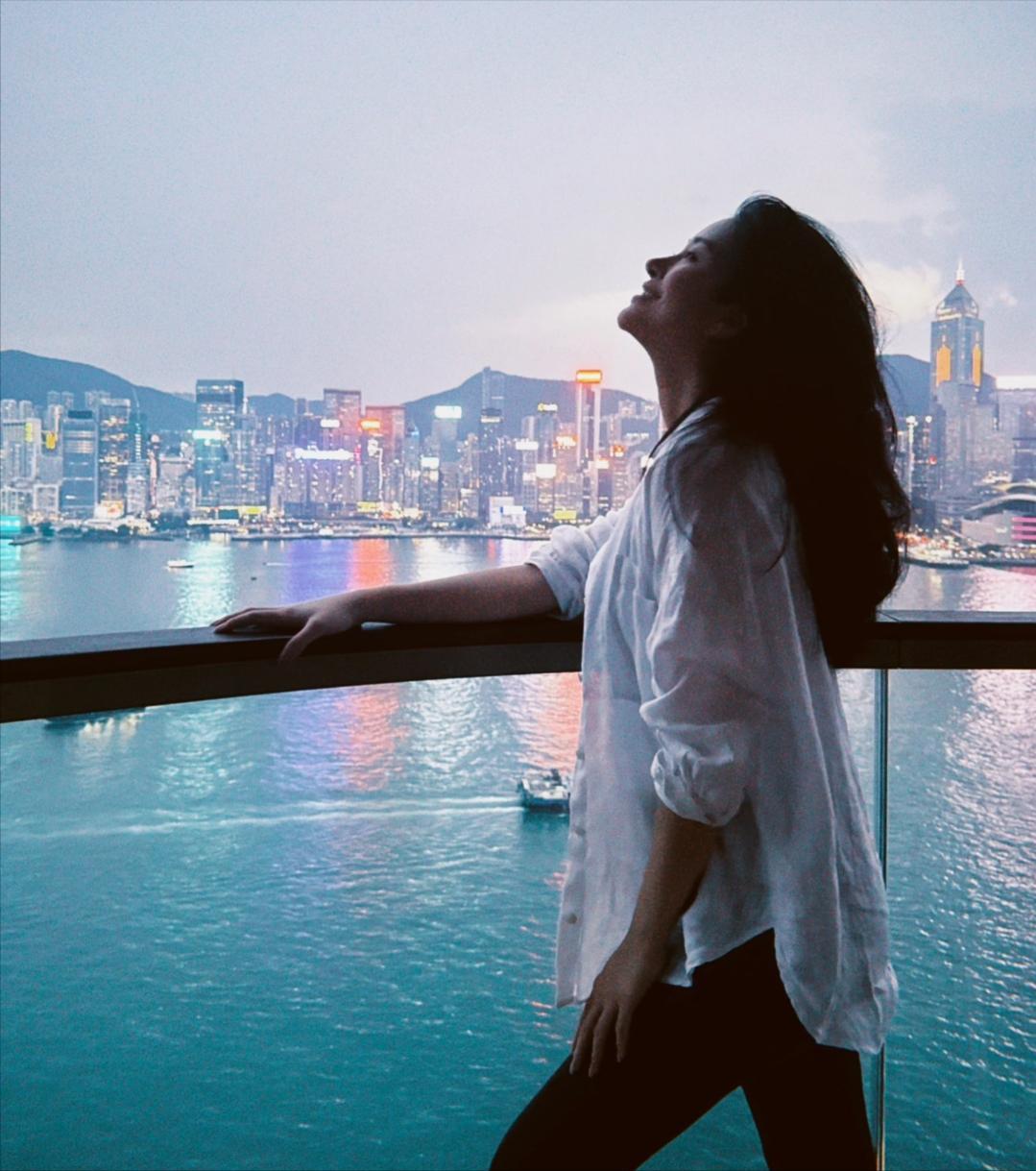 杨采钰豪门梦疑破碎!曝男友爷爷不同意婚事,但可以去母留子!