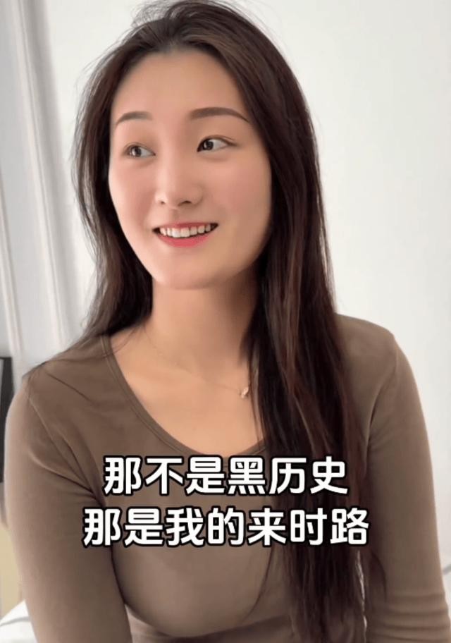 不装了!和朱小伟离婚4年,耗尽人气回心转意的陈亚男,原形毕露