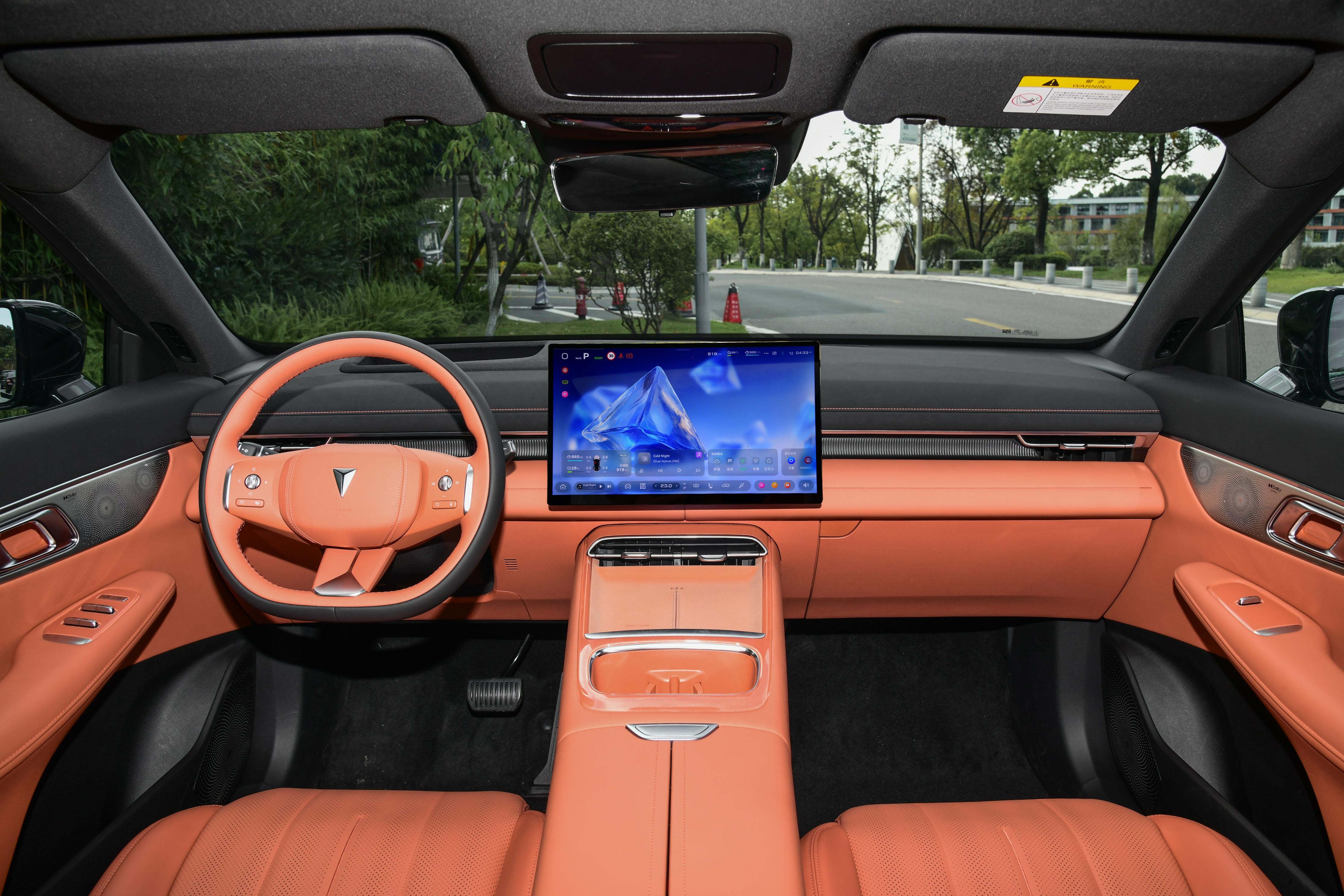 入门即高配！标配FSD悬架，2026款深蓝S07到底香不香？