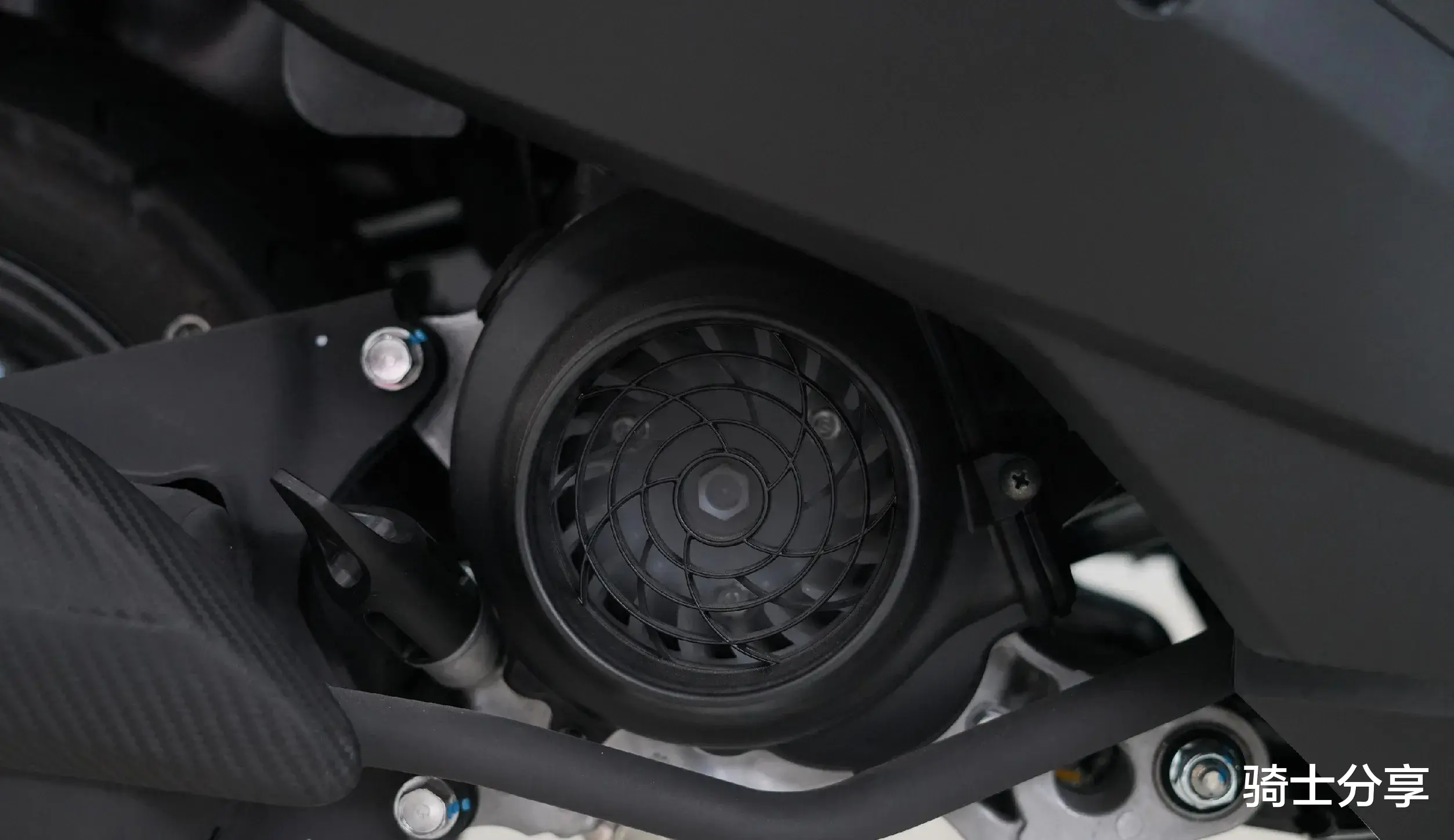 NS125D售价不到7000元，本田系排名第一，卖出了27967台！