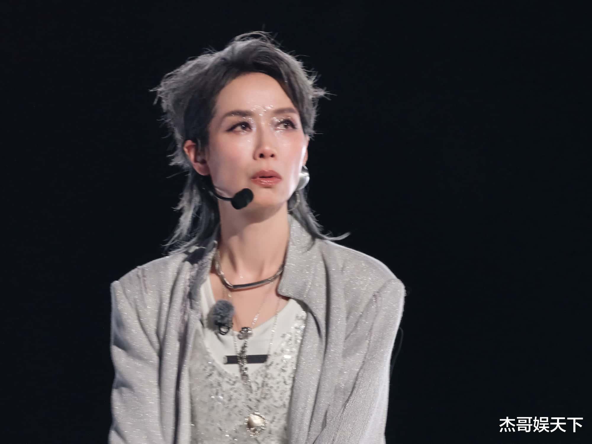 叶童的“敷衍”打了多少姐姐的脸,真人秀的“虚伪”被撕了个粉碎