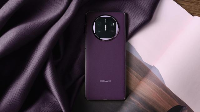 暑假出行的得力助手!华为Mate X5重塑移动办公与旅行体验