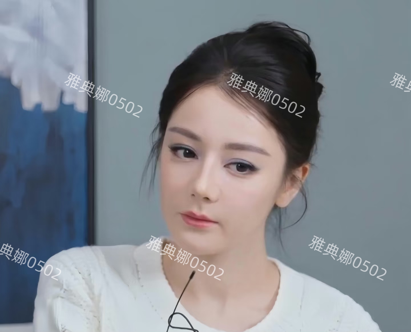 上午还在质疑迪丽热巴发福变胖，下午就被她人鱼公主的造型惊艳了