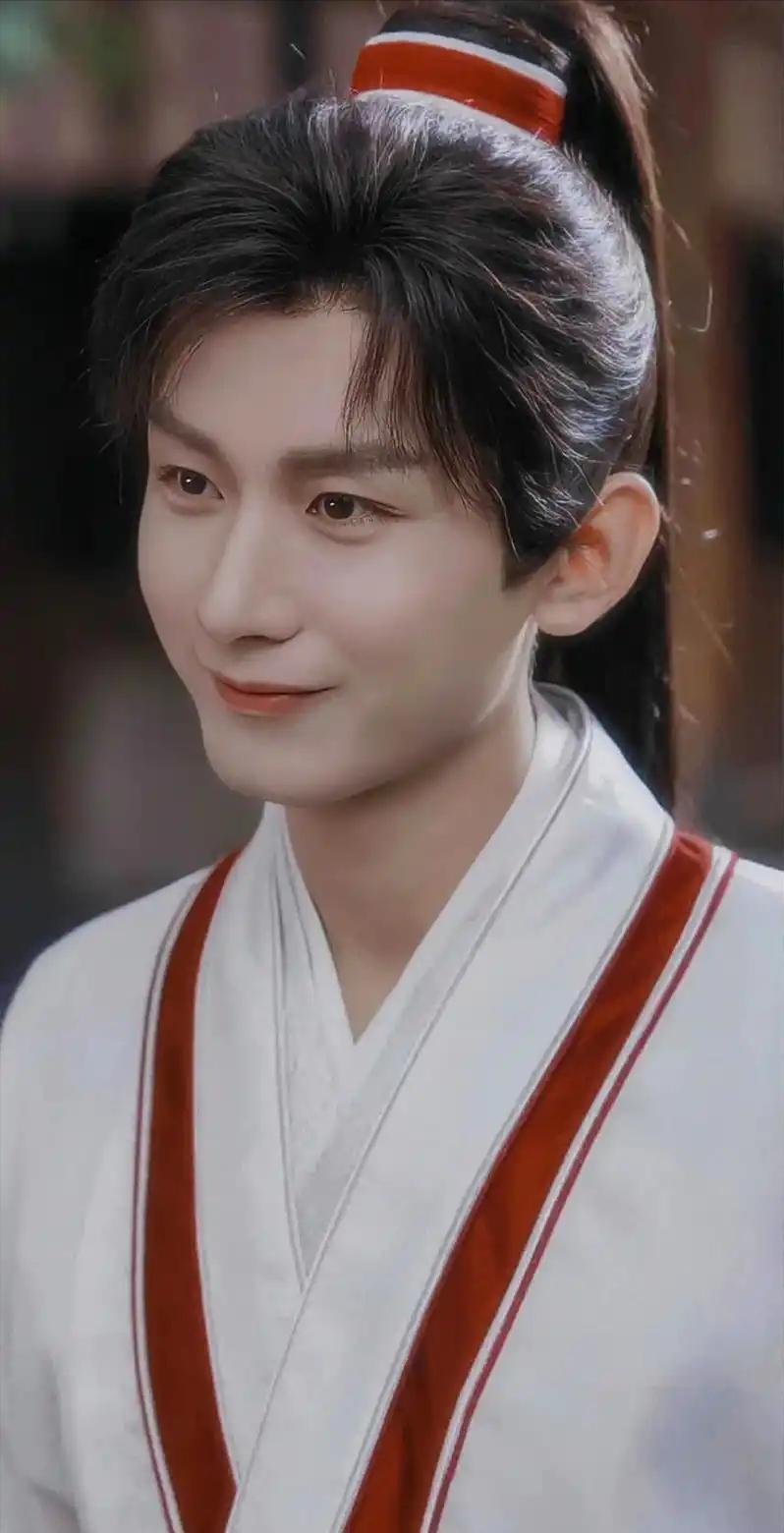 成毅风波持续发酵,知名演员本想说句公道话,不料肖战突被牵连