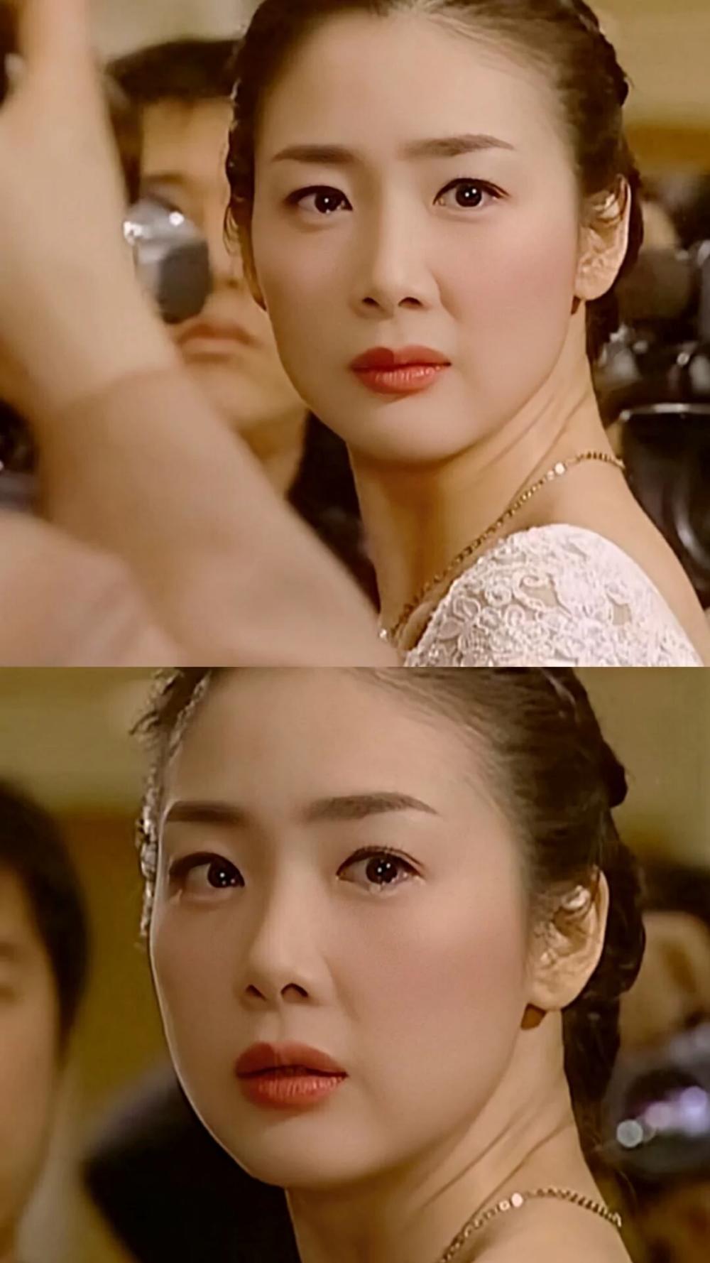 老了也是法拉利！50岁崔智友和45岁董洁一身白衣，各有各的高级