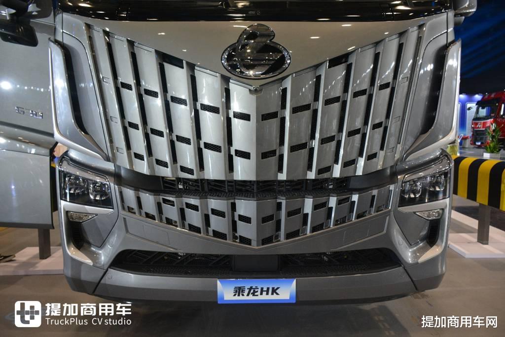 节气5%,高端燃气车新体验,乘龙HK 630马力LNG牵引车实拍