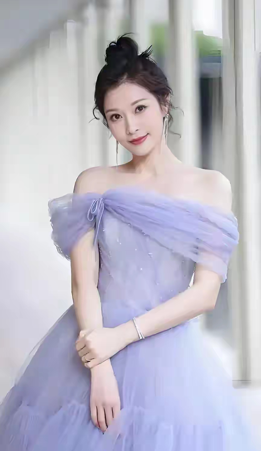 光影为媒，温雅传声——央视主持人谢映玲的初心之路！