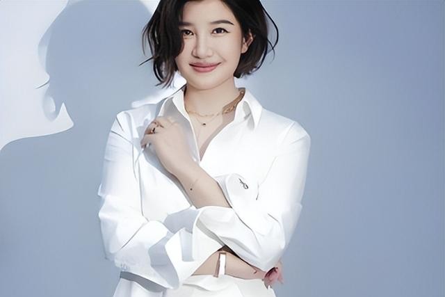 最美军花周冬齐：不顾反对嫁林永健，曾失去三个孩子，今生活幸福