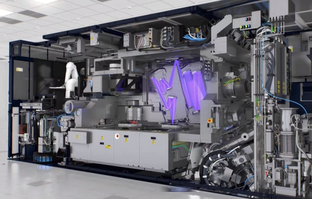 央视首次向全世界公开,最先进光刻机!