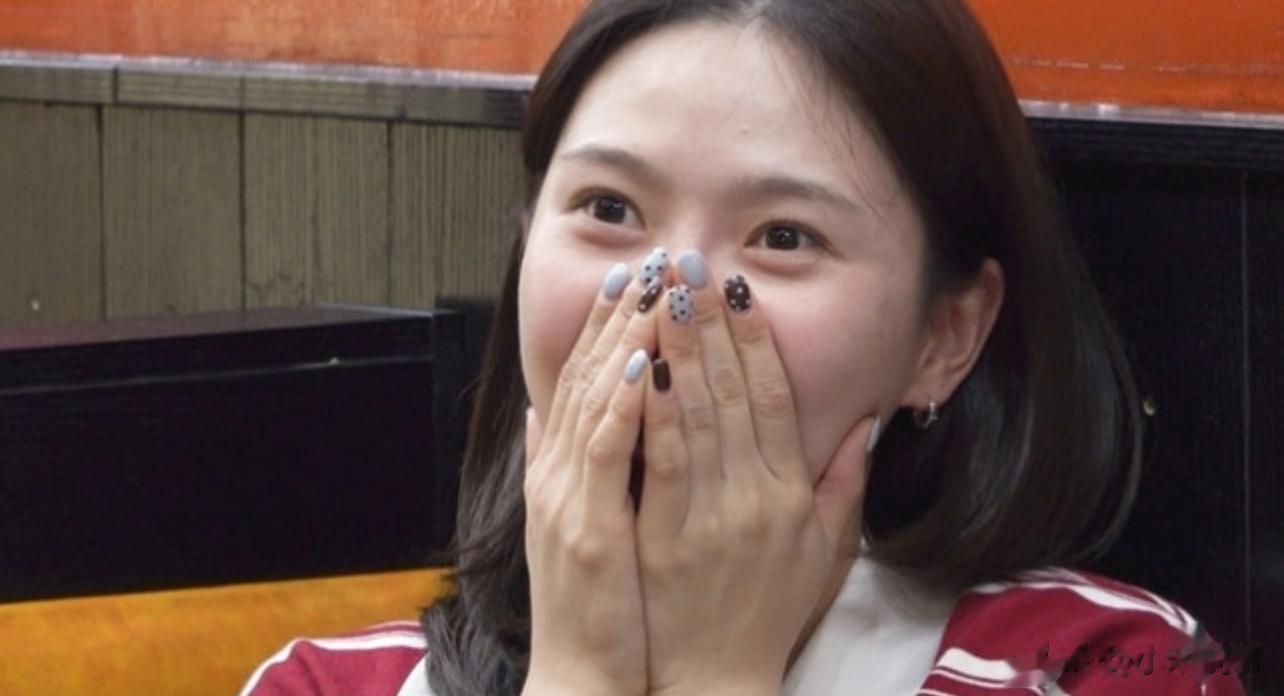 韩国明星来中国延吉旅游，嘉宾看不懂中文菜单盲点，上完菜震惊了