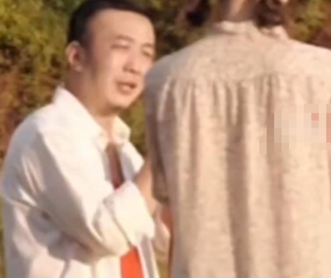 一路走好！44岁男演员突发脑溢血去世，生前觉得自己年轻，没在意