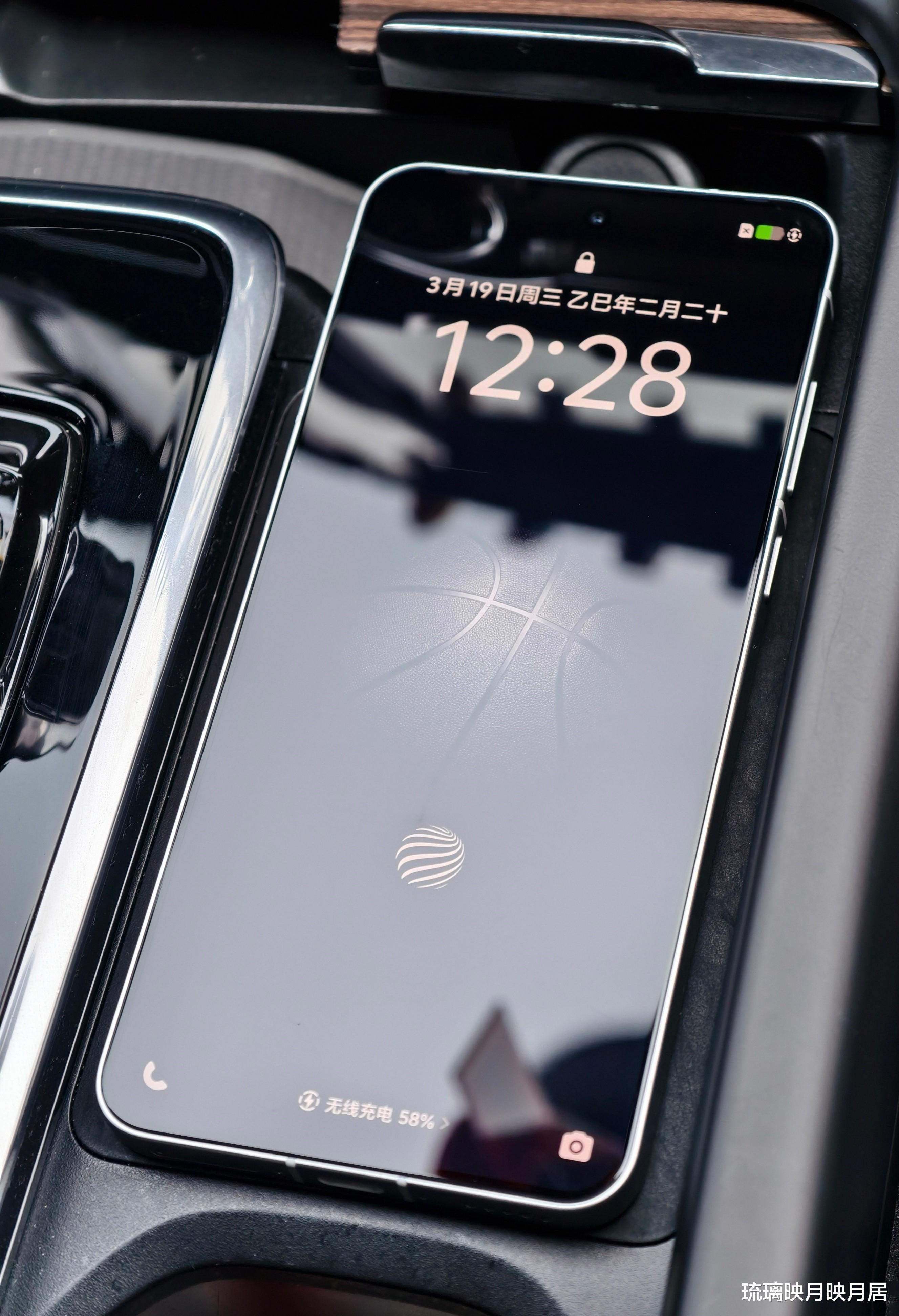 vivo X200s:影像旗舰,直屏回归,你心动了吗?