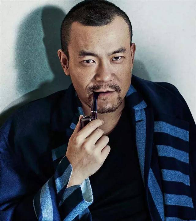 段奕宏说的没错，不拍戏就消失的廖凡，早已在另一个圈子红得发紫