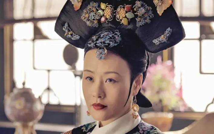 芒果开播!36集都市大剧来袭,蒋欣邬君梅同台飙戏,排面十足