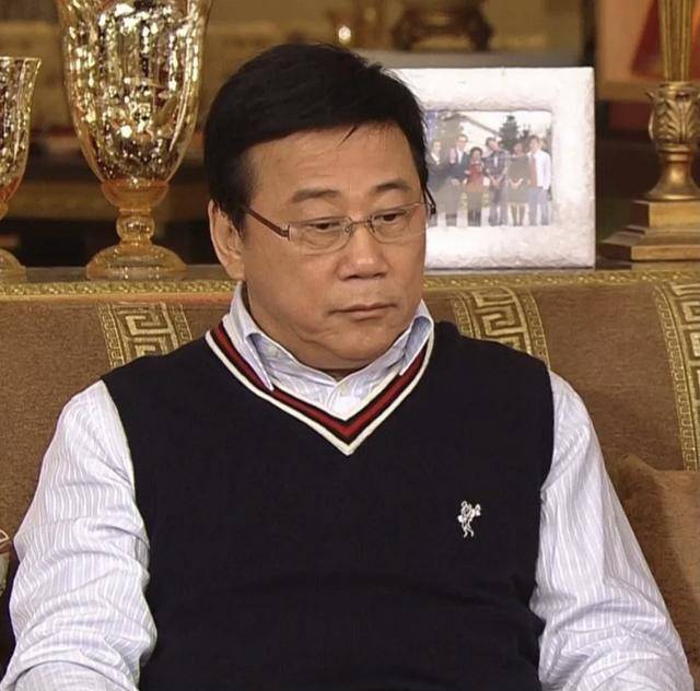 TVB最年长视帝晒近况，谈及将搬到内地定居