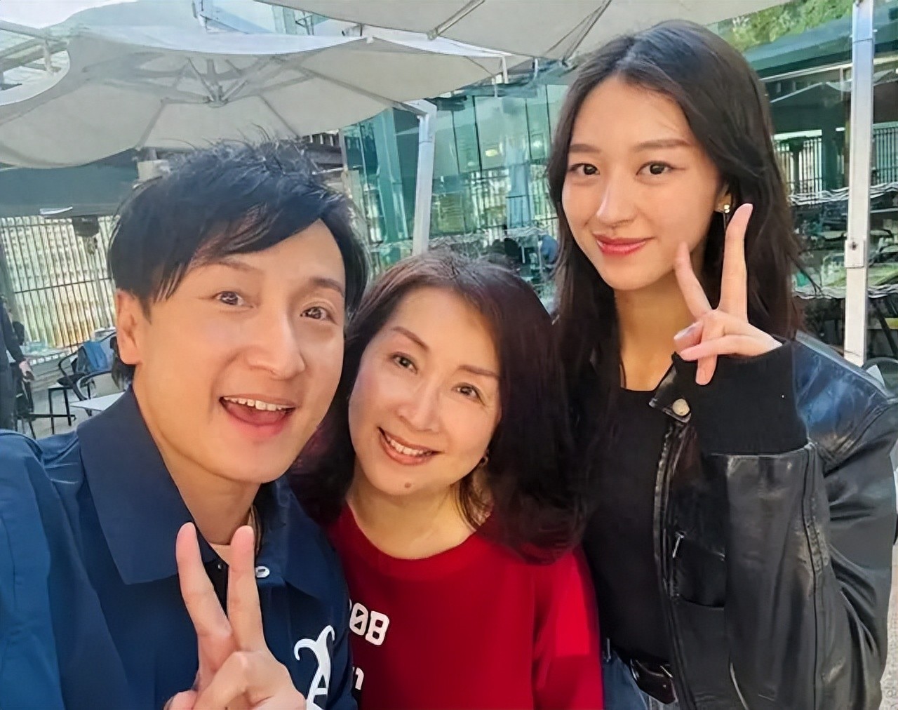 知名港星升做人父心情兴奋,太太怀孕8月急入院,婴儿超声波照曝光