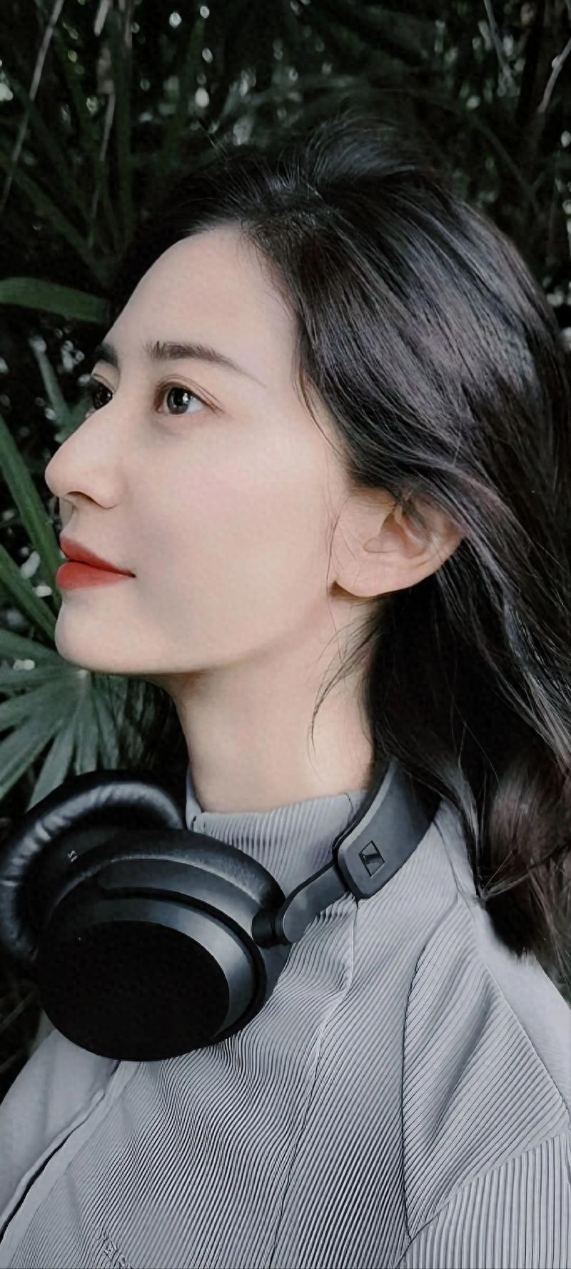 陈钰琪侧颜之美