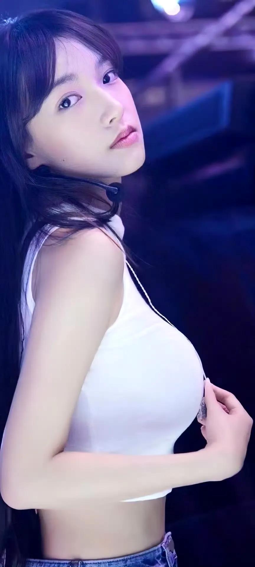 她真的是天赋型选手 程潇又瘦又有肉