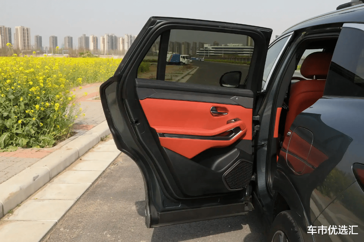 仅22.98万起,比亚迪唐L来袭,加速3秒级,充电5分钟续航400km