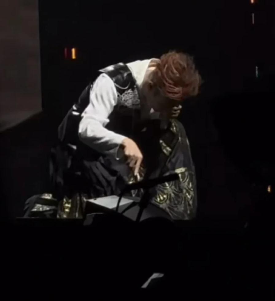 三天曝出4个瓜,患病、去世、塌房、下跪,娱乐圈又乱了?