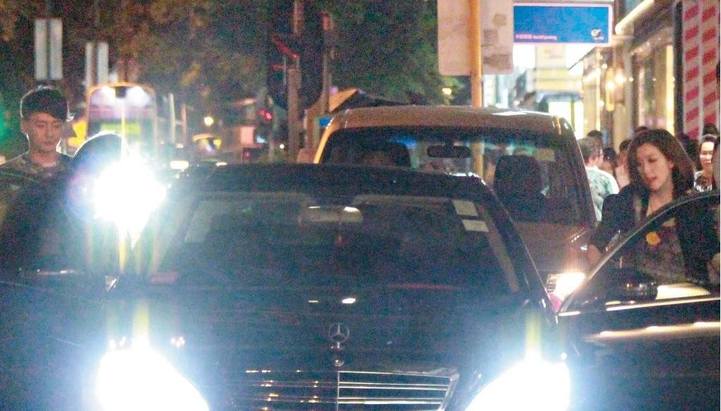 曝TVB花旦姚子羚脱单！恋徐少强42岁儿子约会被拍，低调谈姐弟恋