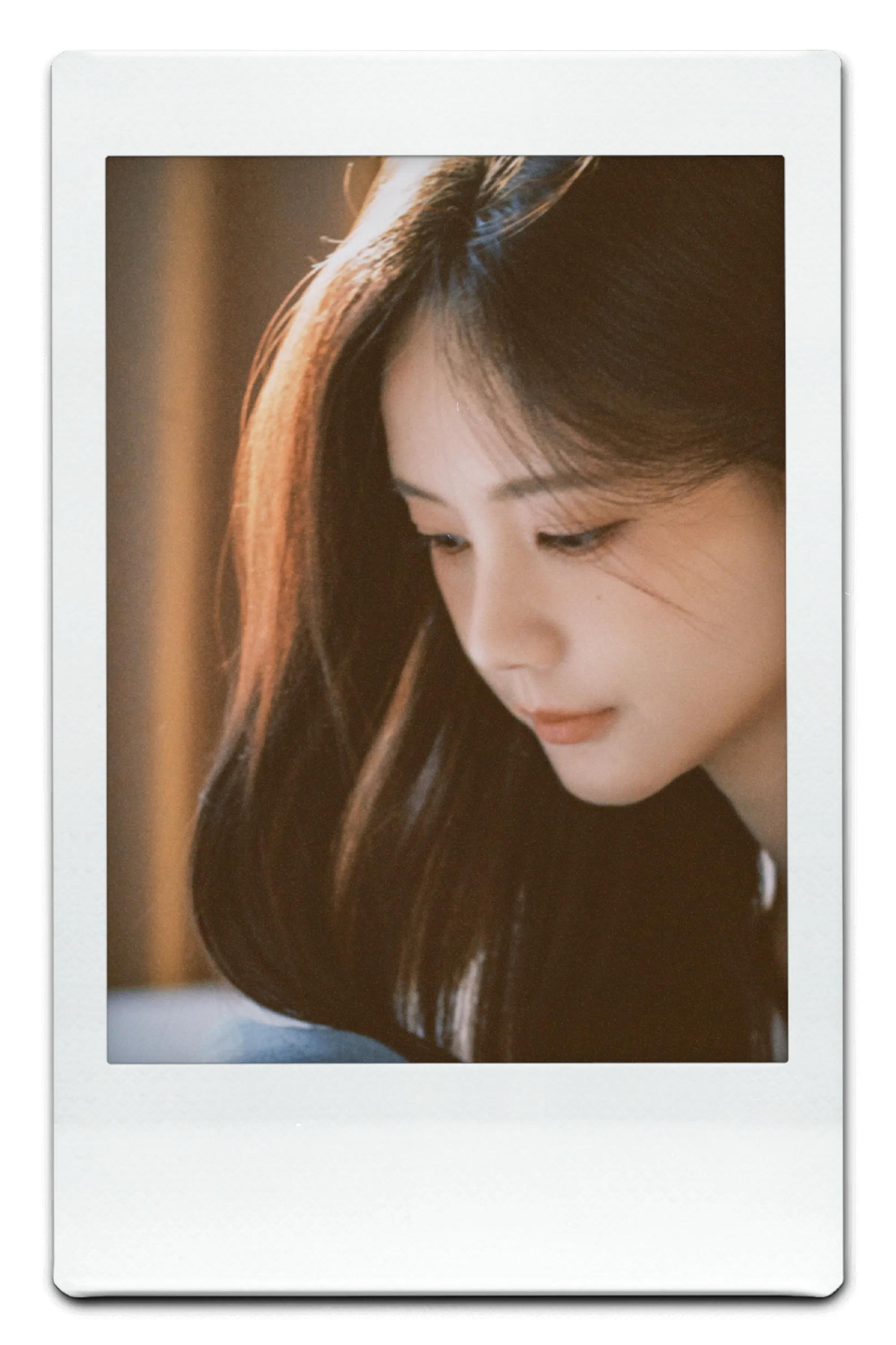 李一桐长了一双会被人爱的眼睛