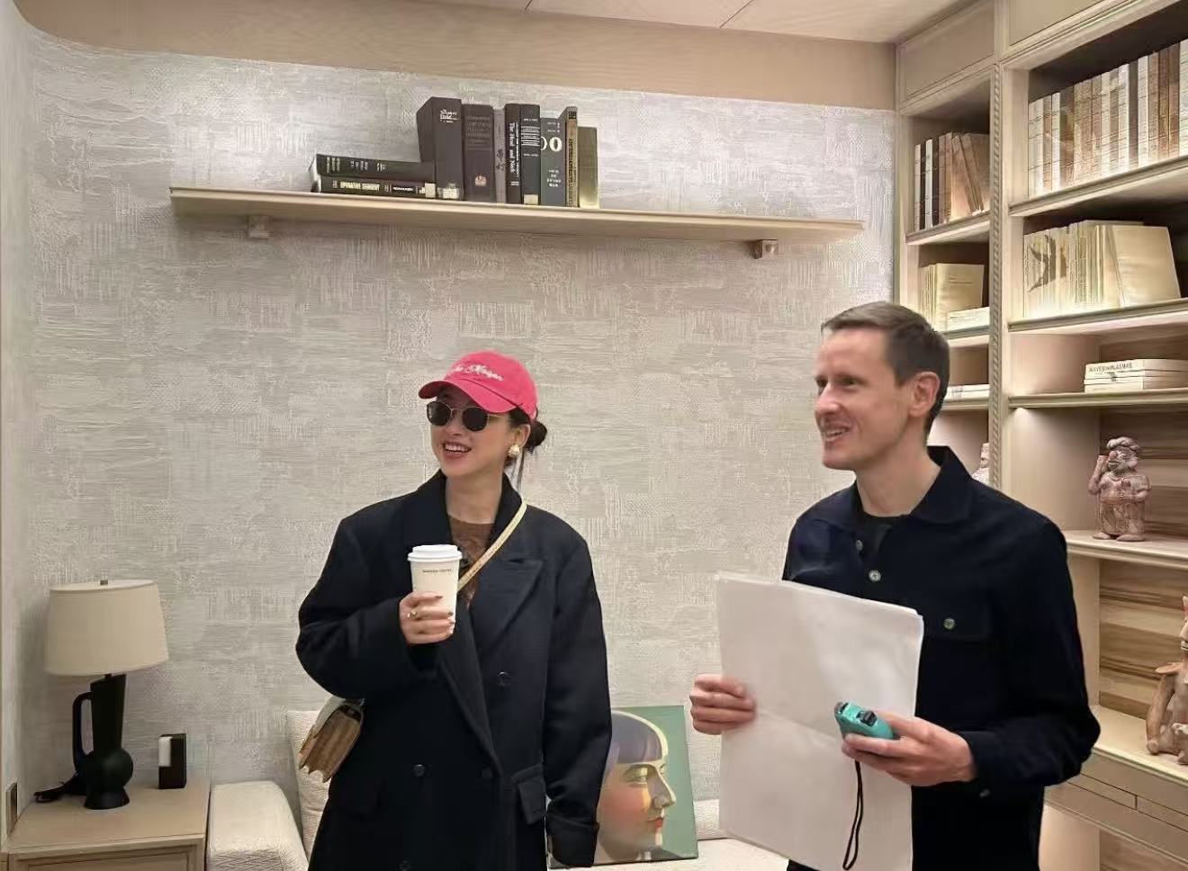 朱珠豪掷千万买豪宅！新家曝光很有品味，不再住乱七八糟的老破小