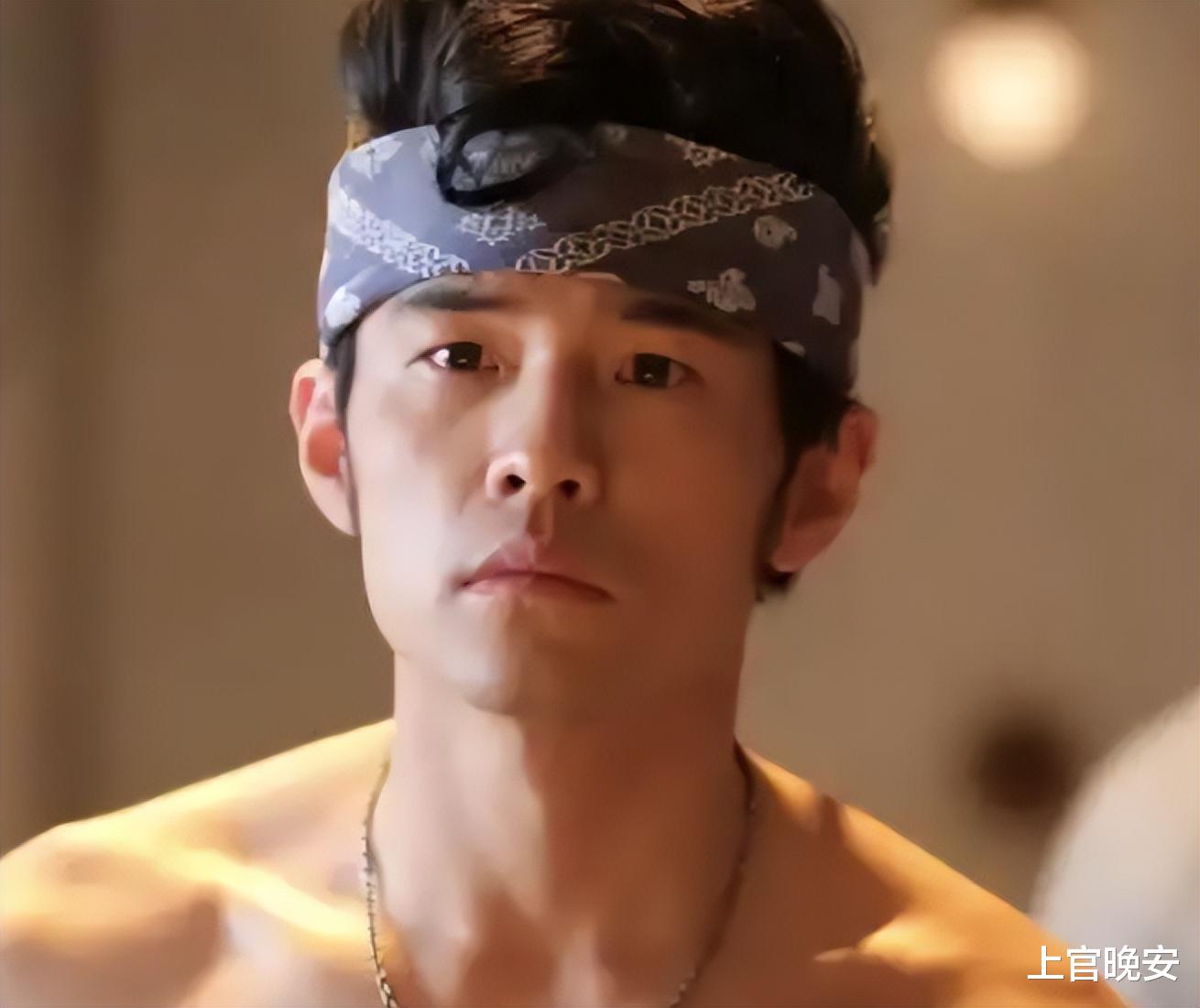 “跨龄撞脸”的10对明星,变老后我就成了你,本人看到都会愣三秒