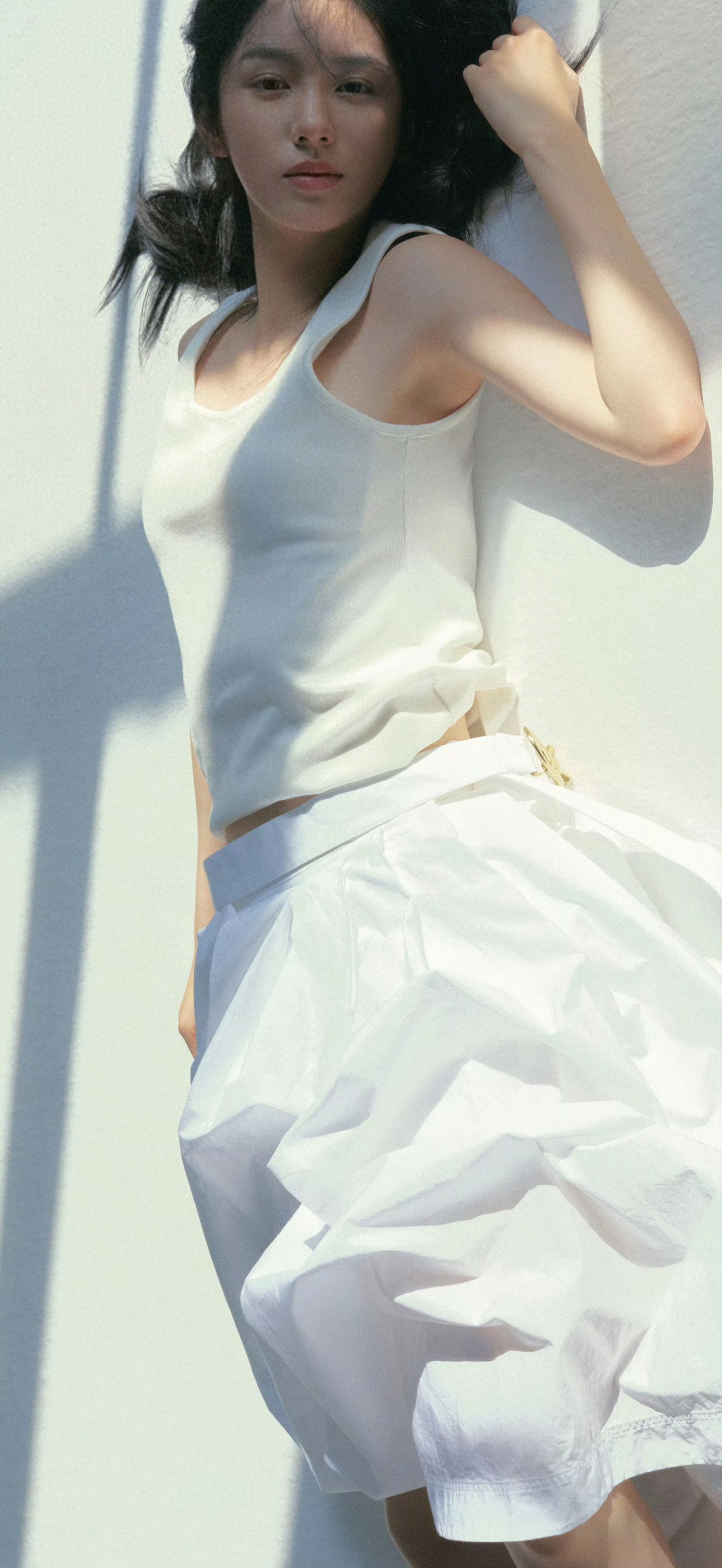 冷脸美女周也，周也最新妆造大片壁纸美图更新