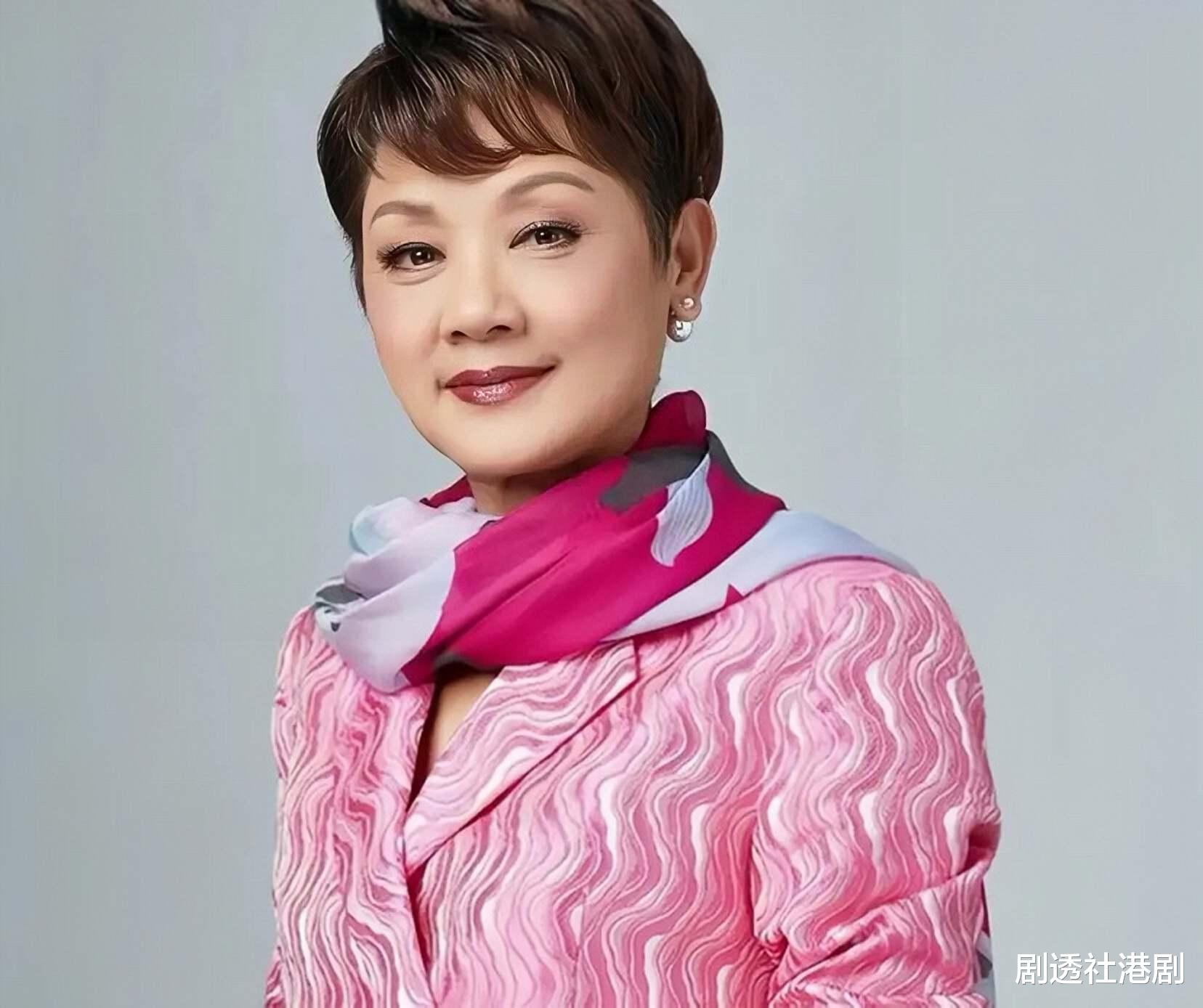 香港知名天后患乳癌怕死，绝不吃预制菜，孙儿因脑癌至今不能说话