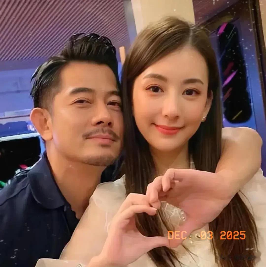 方媛晒坐月子视频，做瑜伽喝养生茶，状态很好，网友：像没生一样