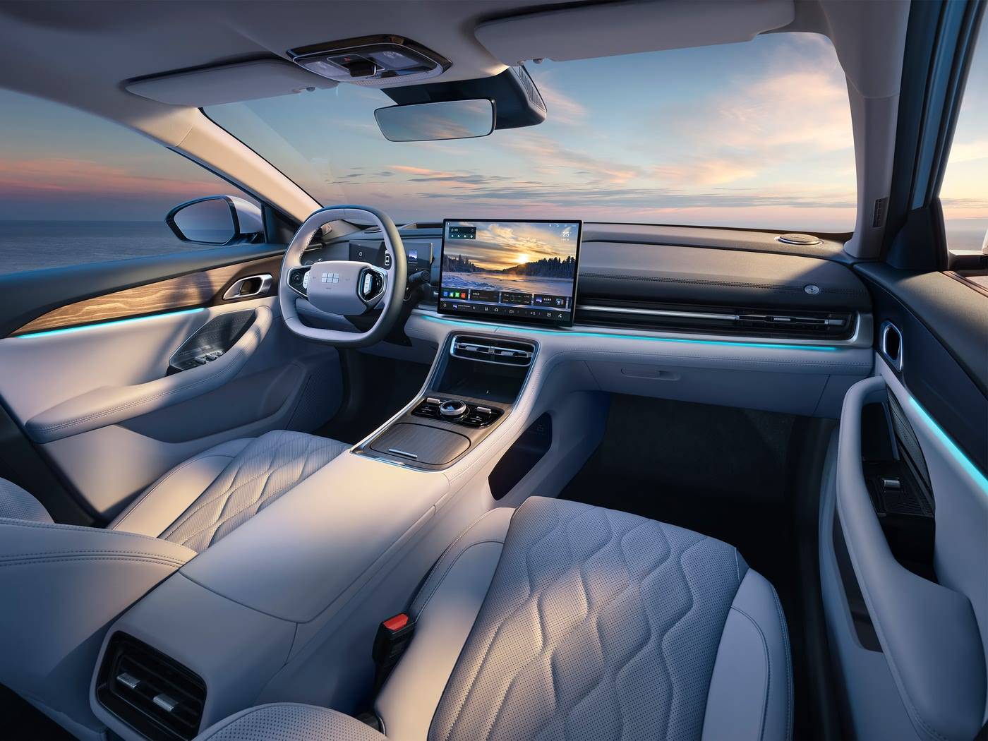 10.38万元起,吉利银河A7预售,秦L的压力来了?