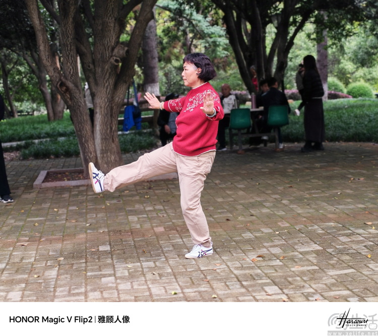 到了2025年，“小折疊”比過去好用了嗎