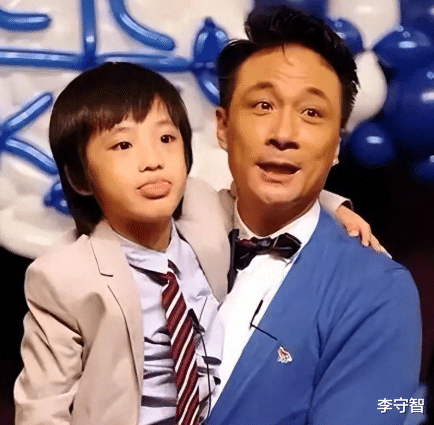 林志颖儿子kimi长大被夸好帅，吴镇宇儿子费曼却没遗传父亲的颜值
