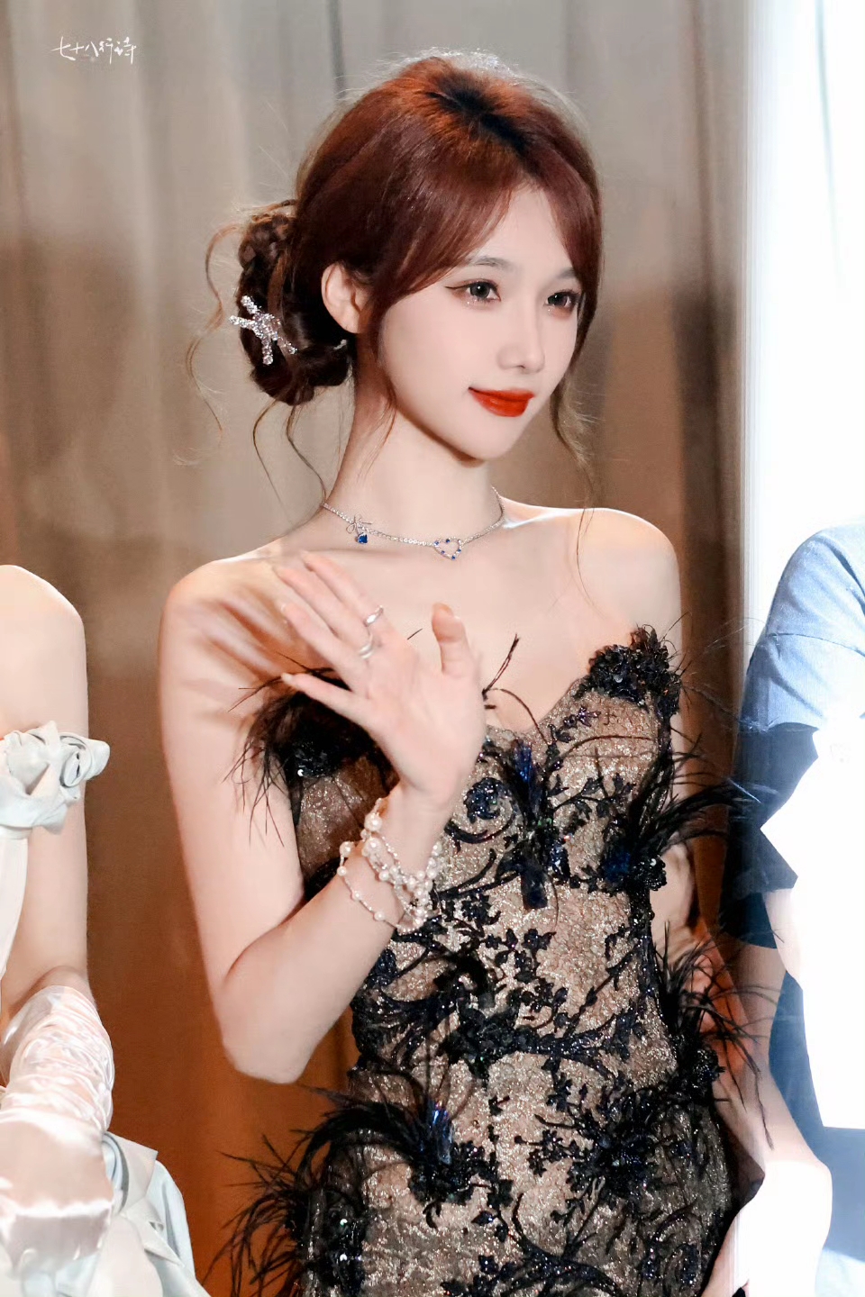 宋昕冉上海时装秀美拍，身材太棒了