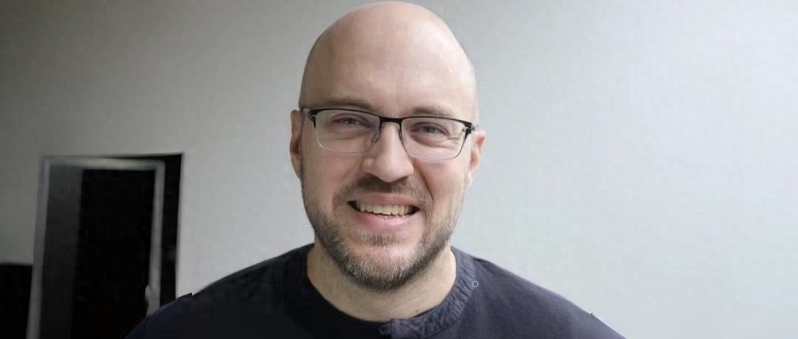 苹果又一AI高管被曝离职,三月内连失三员AI大将