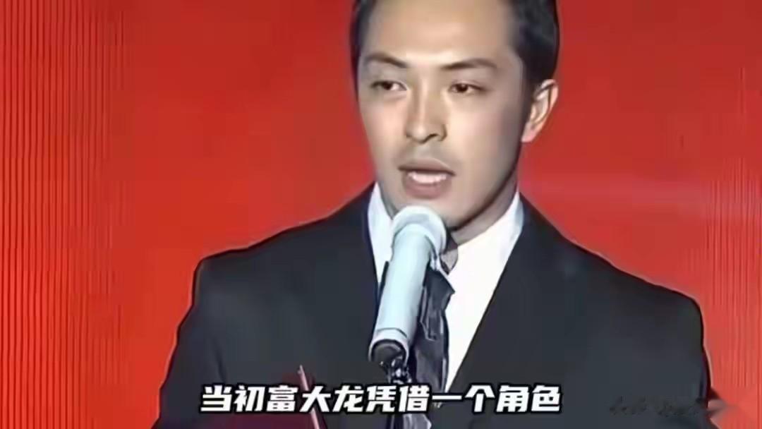 饶敏莉近况:与富大龙离异后,在国防大学任教,曾婚12年未育子