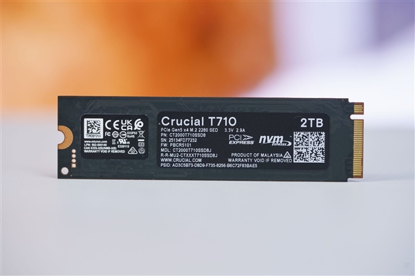 英睿達速度最快的Gen 5 SSD！T710 2TB圖賞
