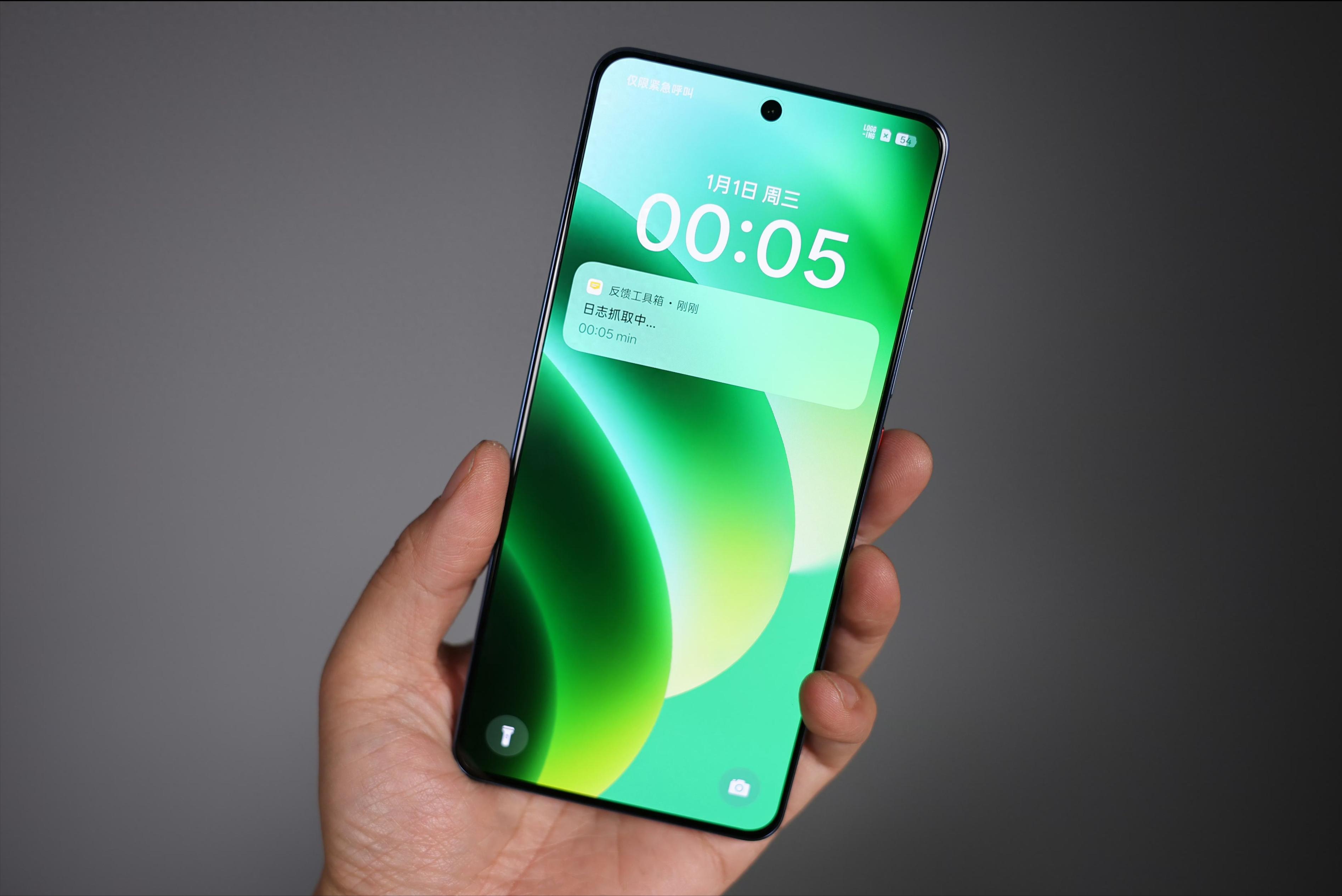 “价格亲民”的三款旗舰机！512GB不足3000元，可流畅运行五年