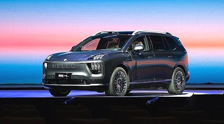 30万级增程SUV对决!昊铂HL能否挑战理想L8?