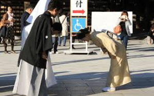 从安倍到今天：日本如何一步步撕毁对华承诺。而中国又是怎么清算这笔历史旧账的？