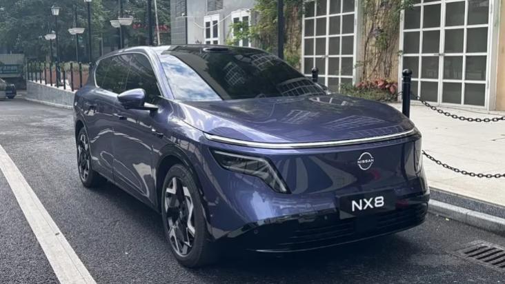 轴距2917mm！日产NX8空间越级，配2064颗LED灯珠，比奥迪还灯厂