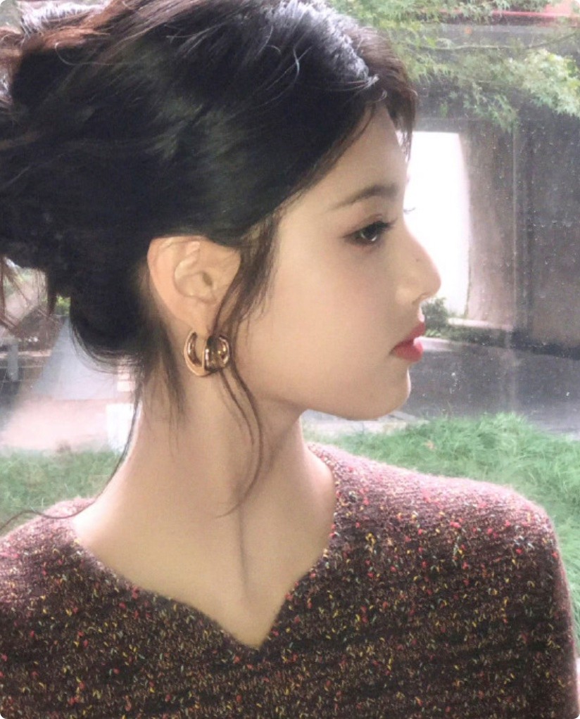 艳压卢昱晓，赛过秦岚，17岁艾米出场才知道什么叫老天爷赏饭吃