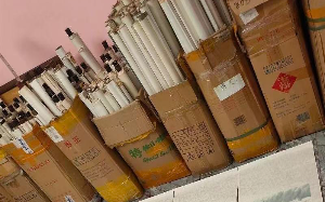 40年前，男子借钱20万买了9000张画，遭家人责骂，如今出手变现15亿成人生赢家