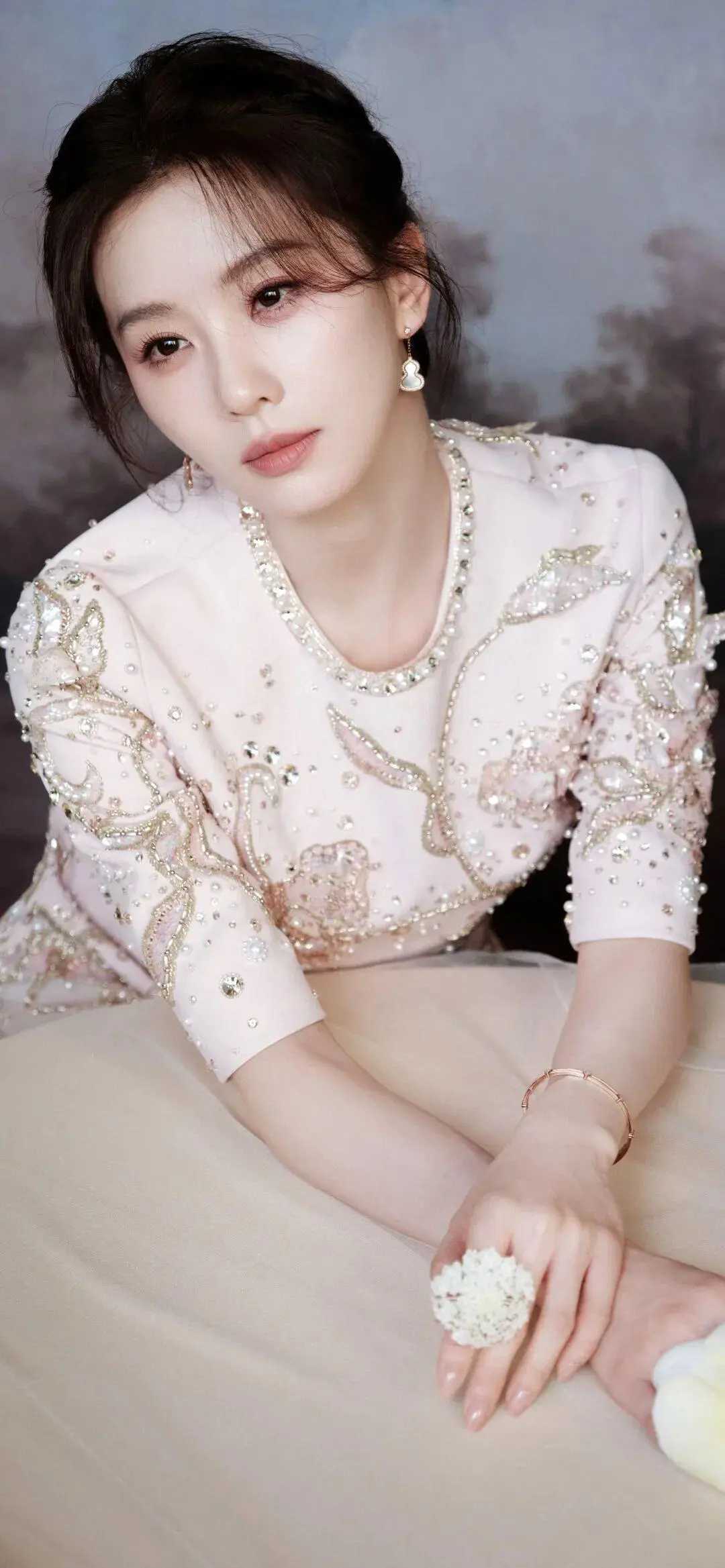 刘诗诗：诗意凝眸，蕙质天成，人间绝色，美不胜收